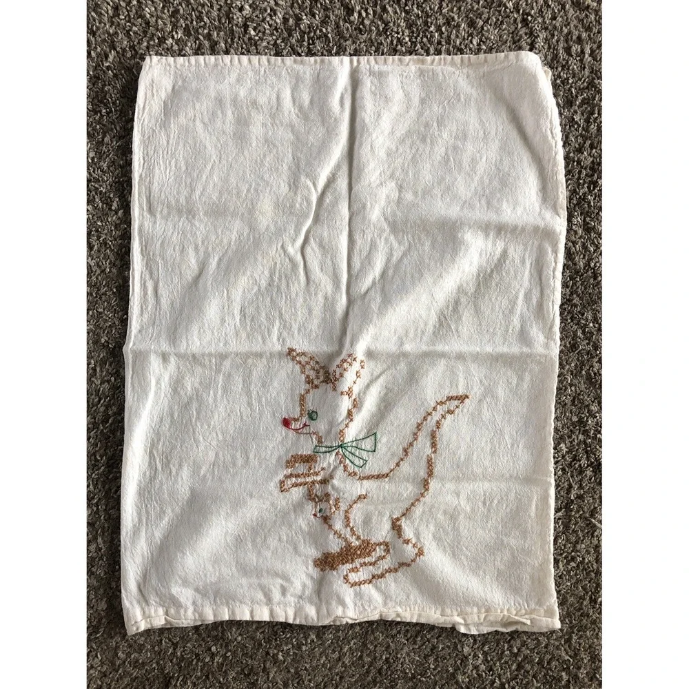 Vtg Embroidered Kids Pillow Case 22x17 Kangaroo With Baby Cottagecore